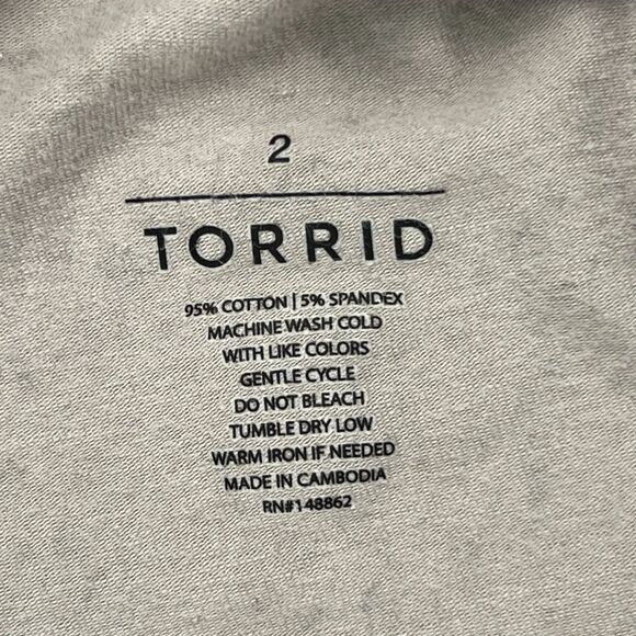 Torrid Leggings 2X Cheetah Print Loungewear Cropped Mid Rise Luxe Activewear - Picture 9 of 10